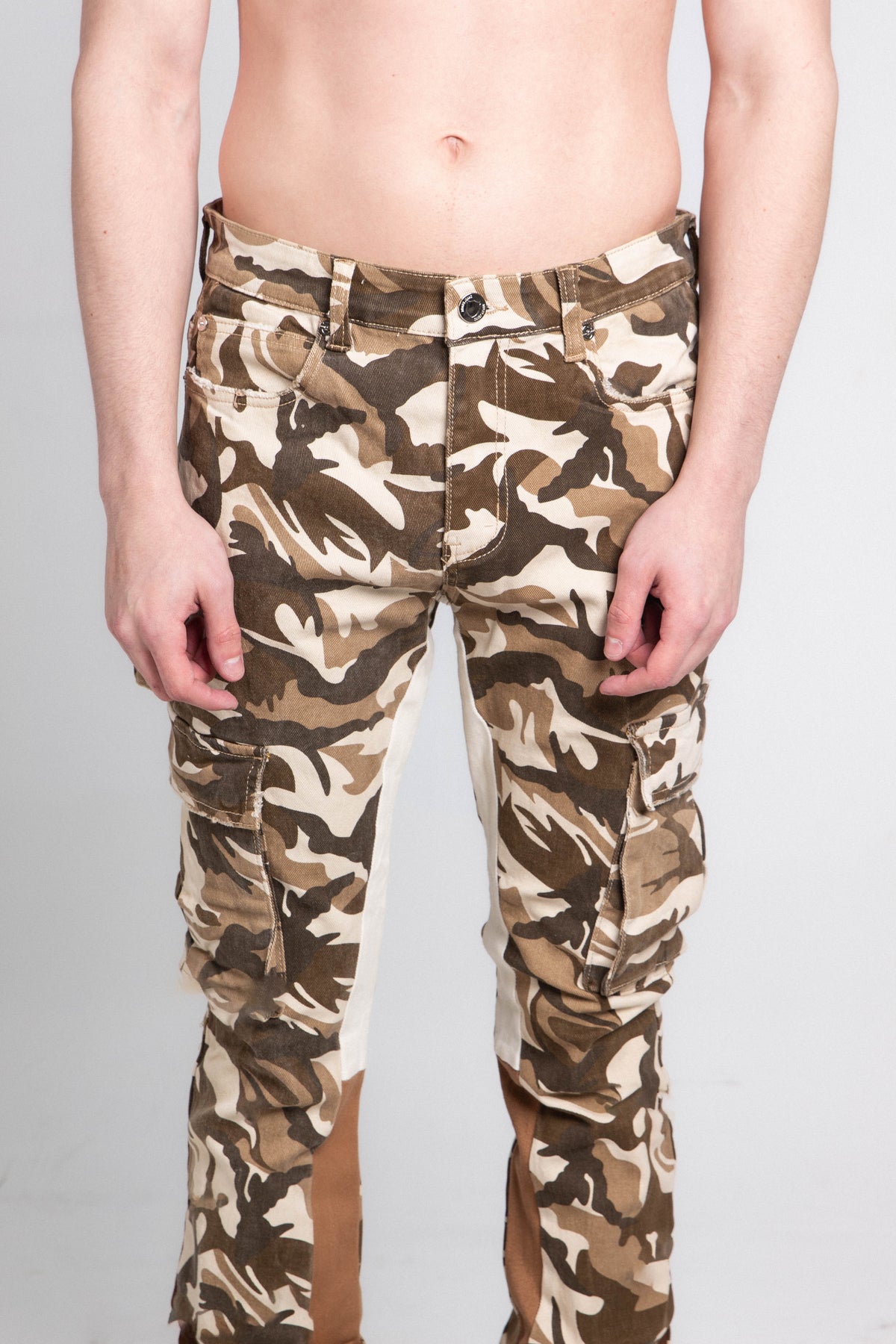 CAMO MID-RISE STACKED PANTS