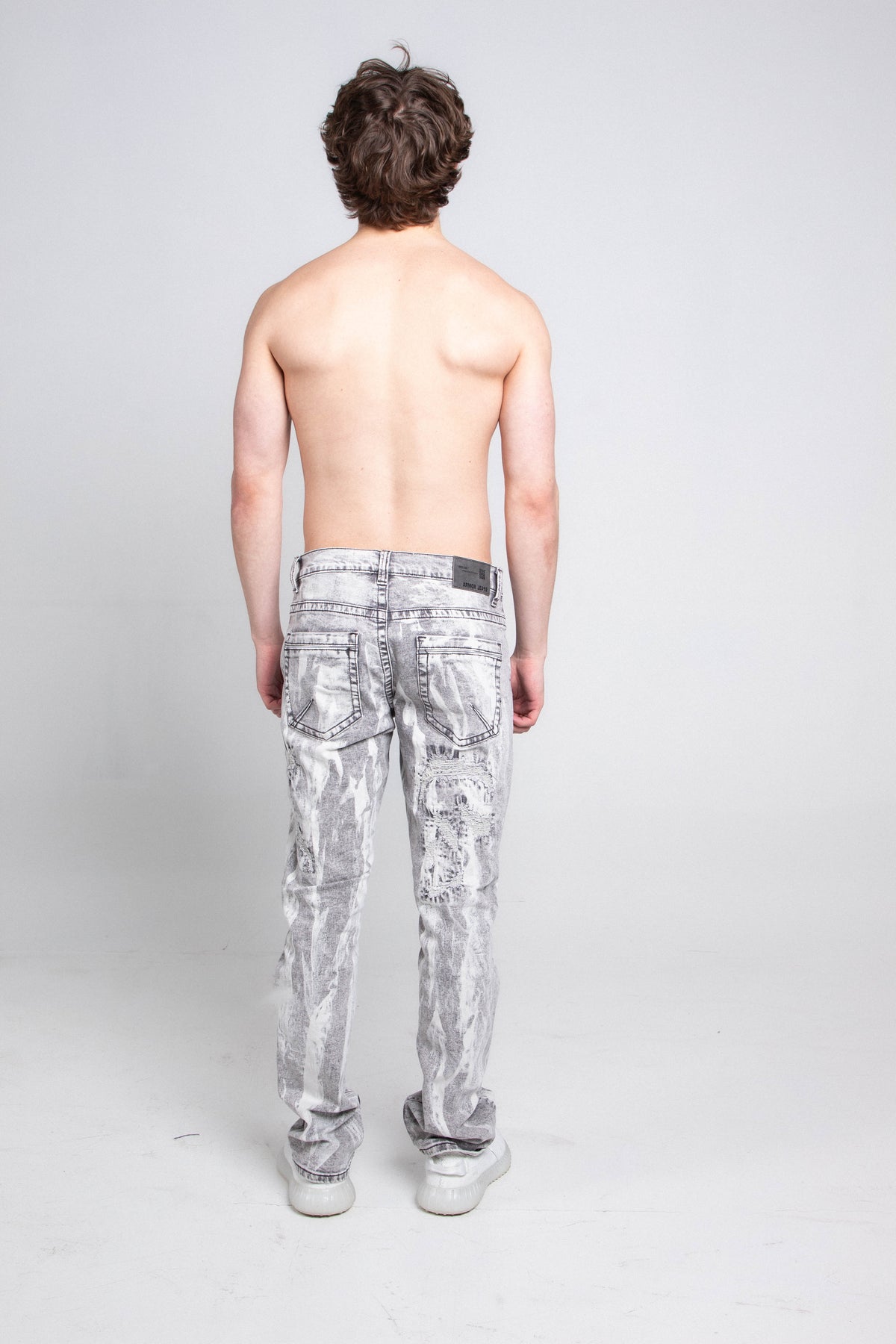 GREY AND WHITE MID-RISE VINTAGE SLIM JEANS