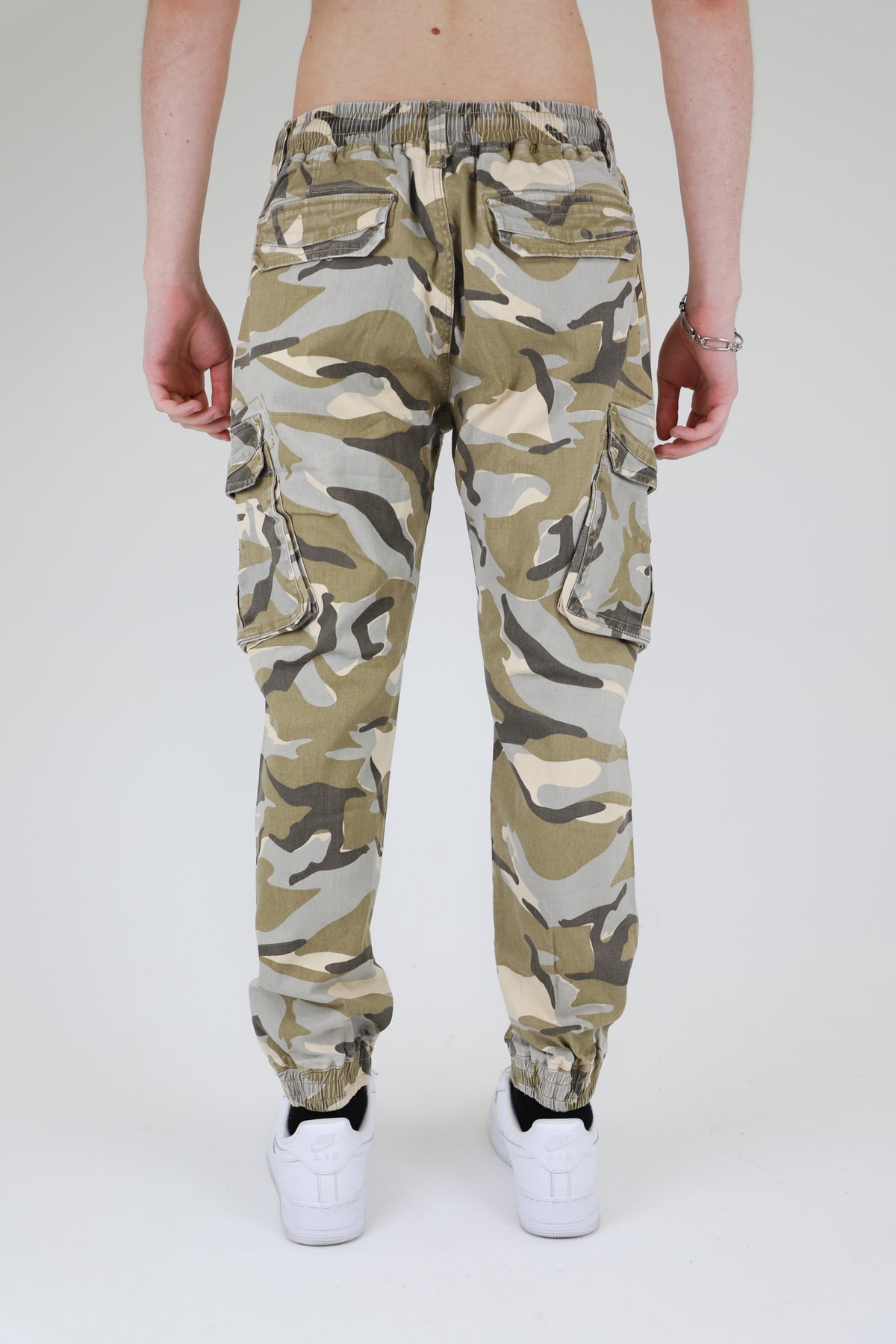 JOGGERS MID-RISE CARGO PANTS