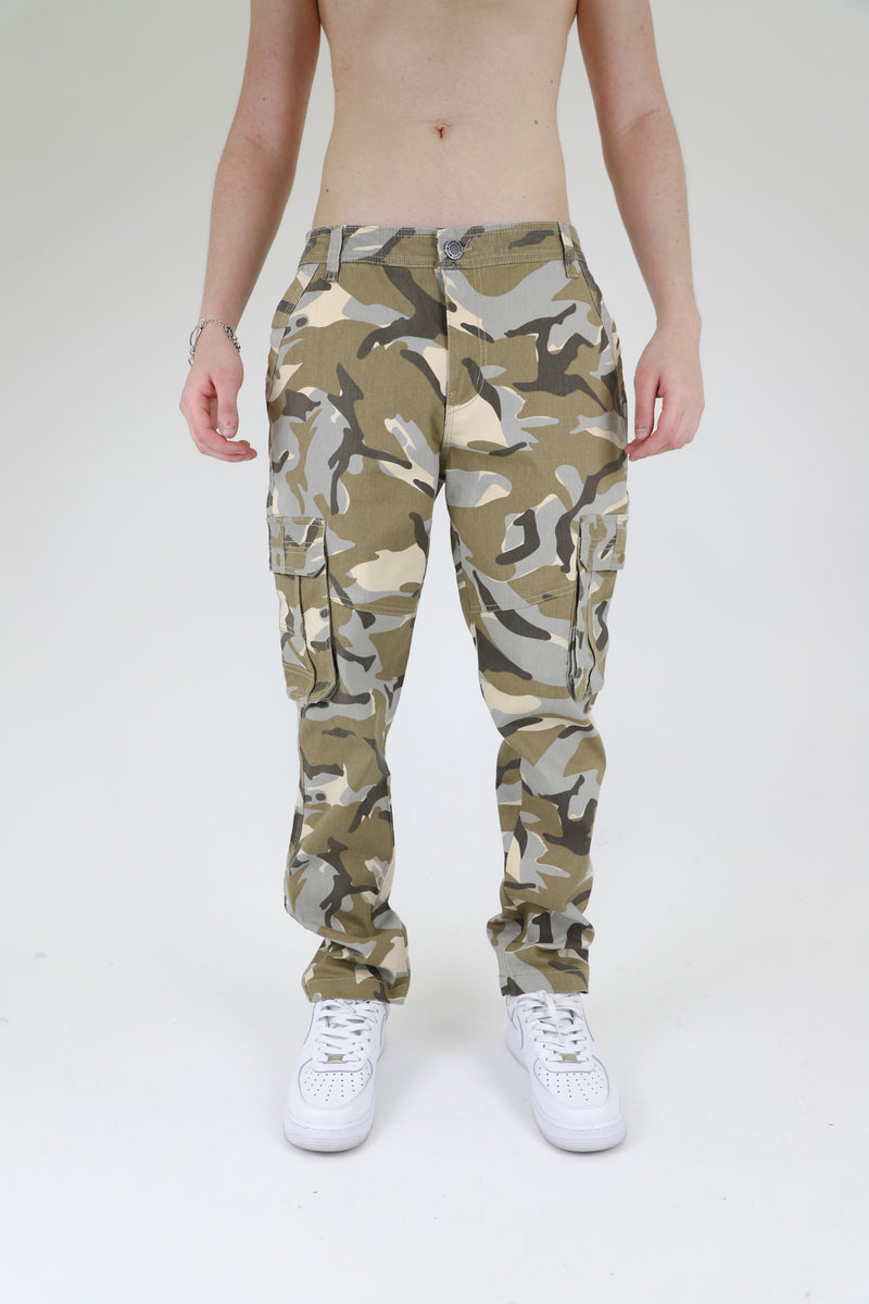 RELAXED MID-RISE CARGO PANTS