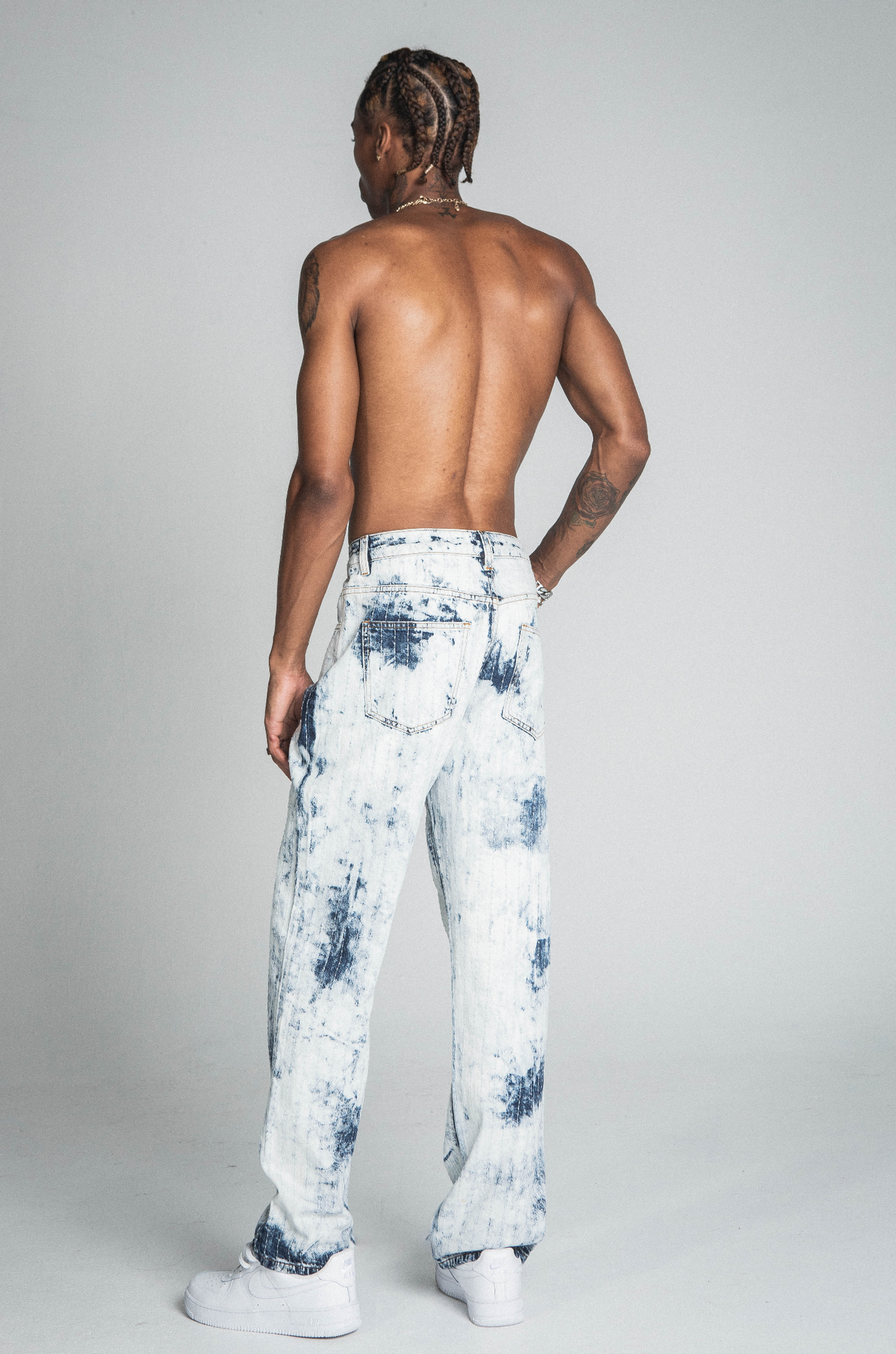 TIE DYE THREAD LINE MID-RISE LOOSE JEANS