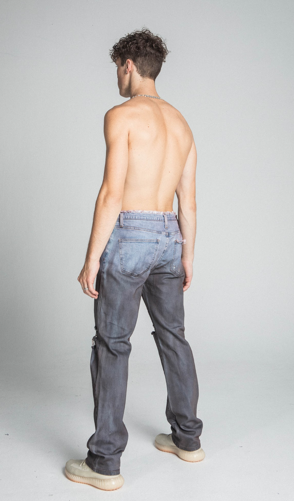 PURPLE FADED WASHED STRAIGHT MID-WAIST JEANS