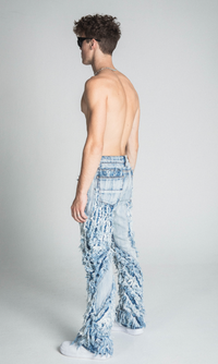 EXTREME FREYED MID-RISE STACKED JEANS