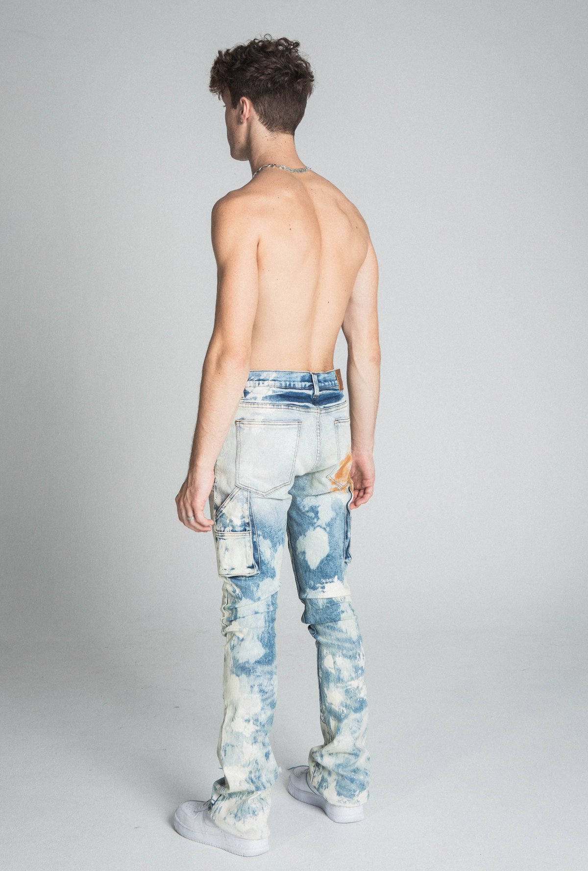 OIL PAINT MID-RISE STACKED JEANS