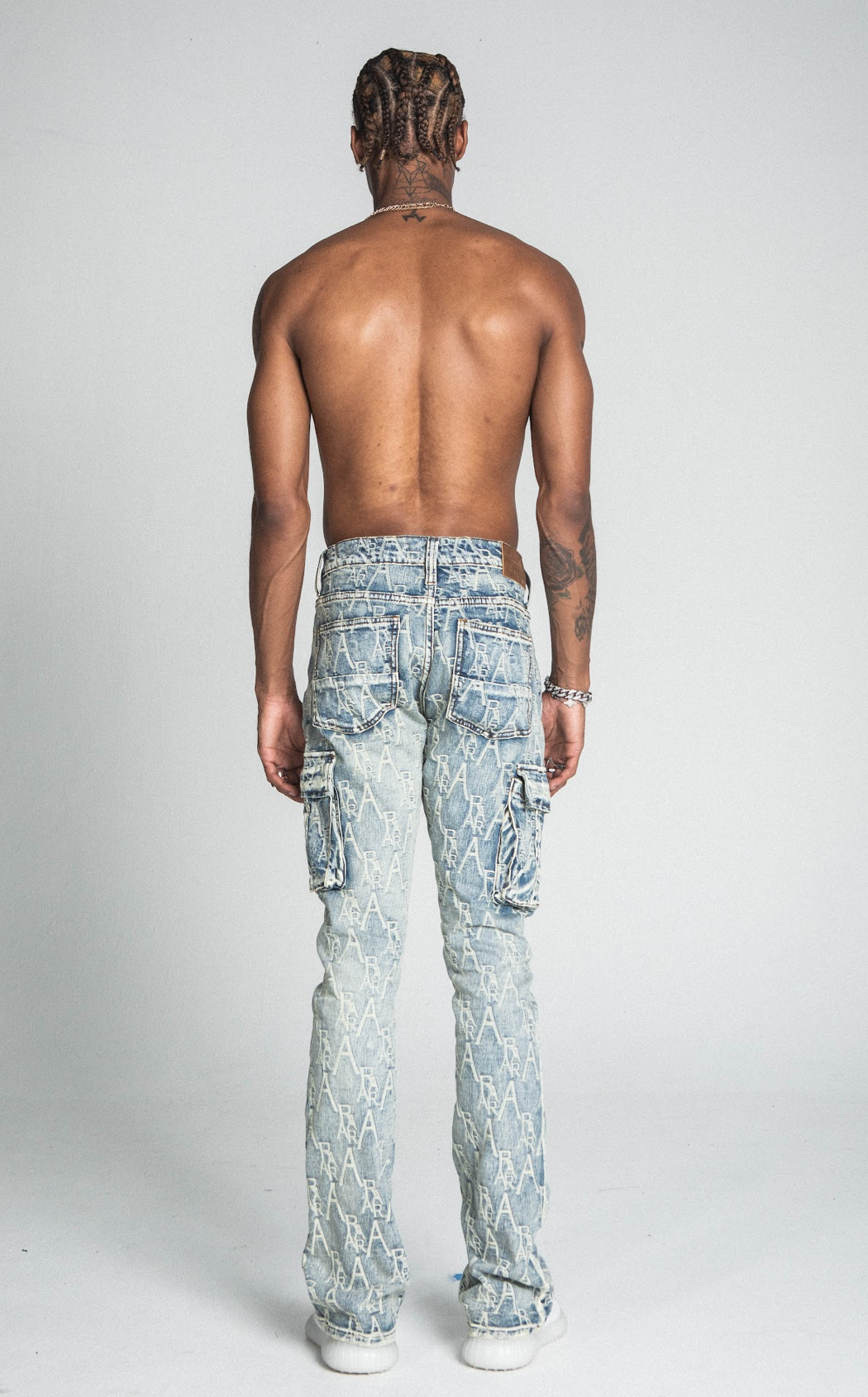 LOGO EMBROIDERY MID-RISE VINTAGE STACKED JEANS